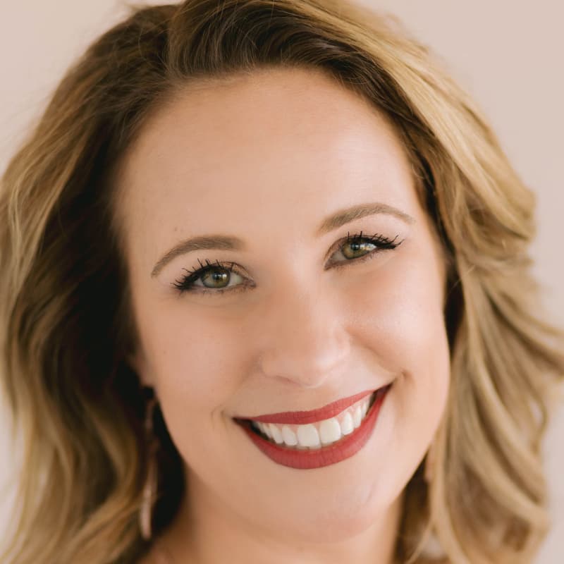 Dr. Nicole Graf (Freels)