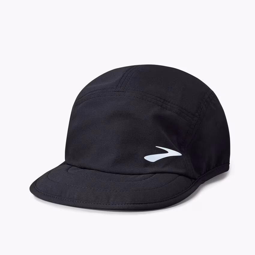Lightweight Packable Hat 2.0 by Brooks — recommended by Meikael Beaudoin Rousseau