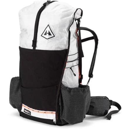Hyperlite Mountain Gear Unbound 40 Pack White M by Hyperlite Mountain Gear — recommended by Dreama Walton
